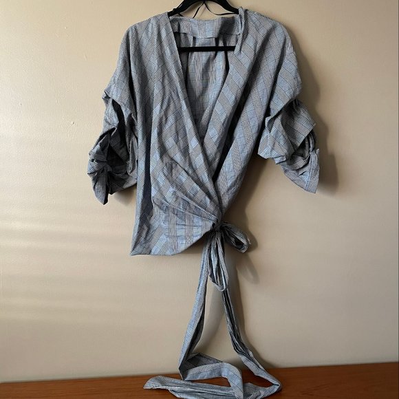 Zara Woman Black & White Plaid Wrap Shirt - Picture 4 of 10